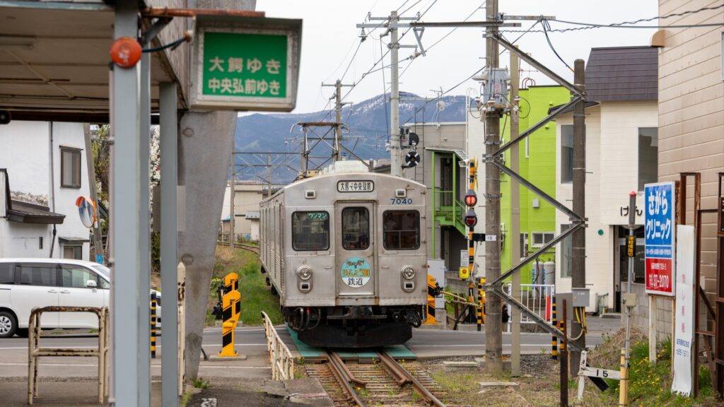 赤字ローカル線の弘南鉄道大鰐線